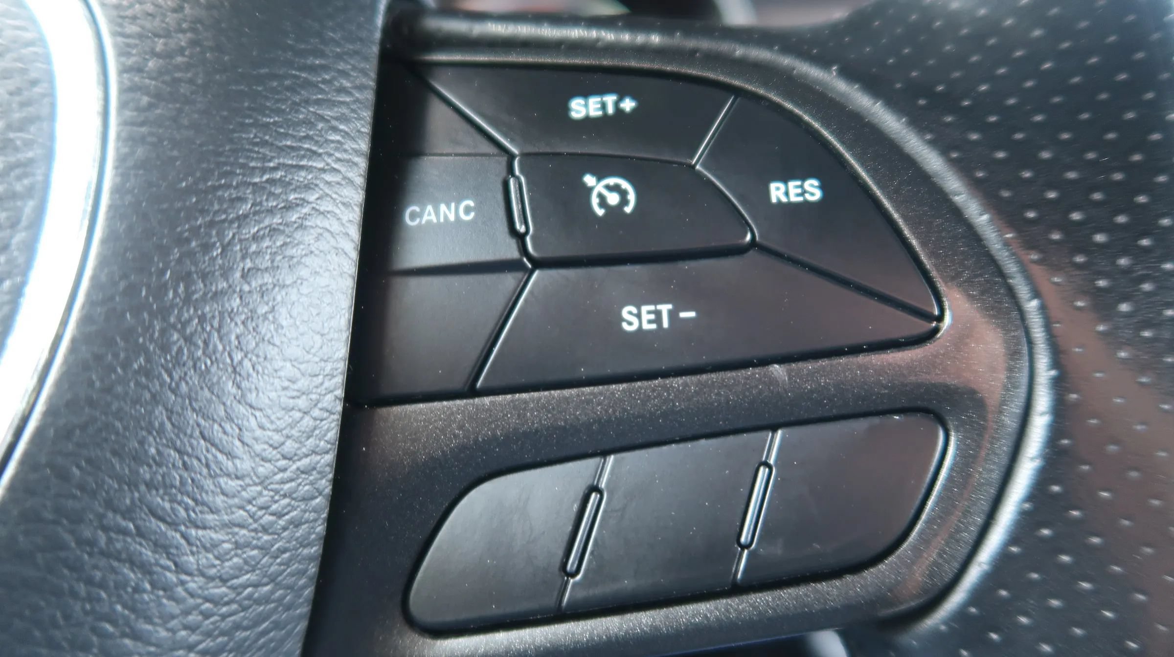 Used 2020 Dodge Challenger R/T Scat Pack RWD image 32