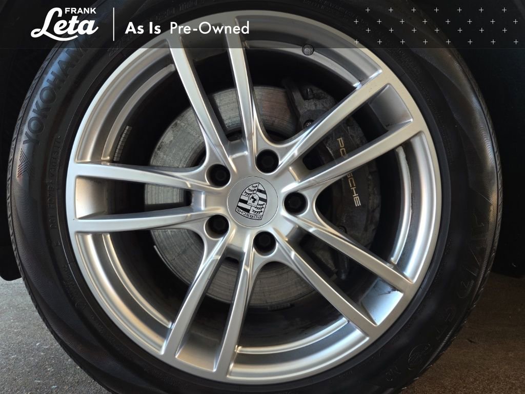 Used 2022 Porsche Cayenne w/ Premium Package image 24