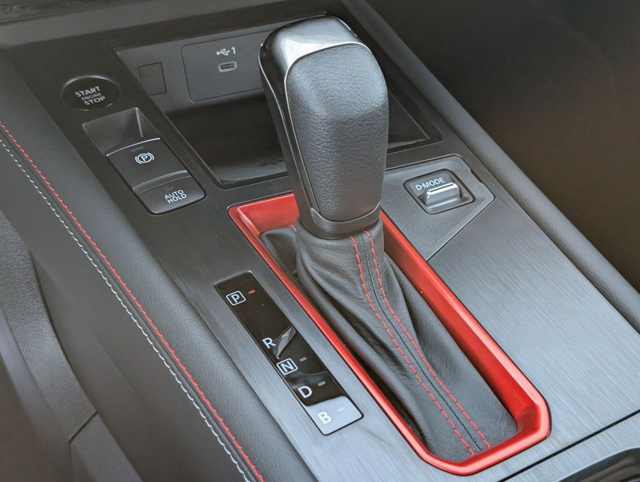 New 2027 Nissan Kicks SR FWD image 17