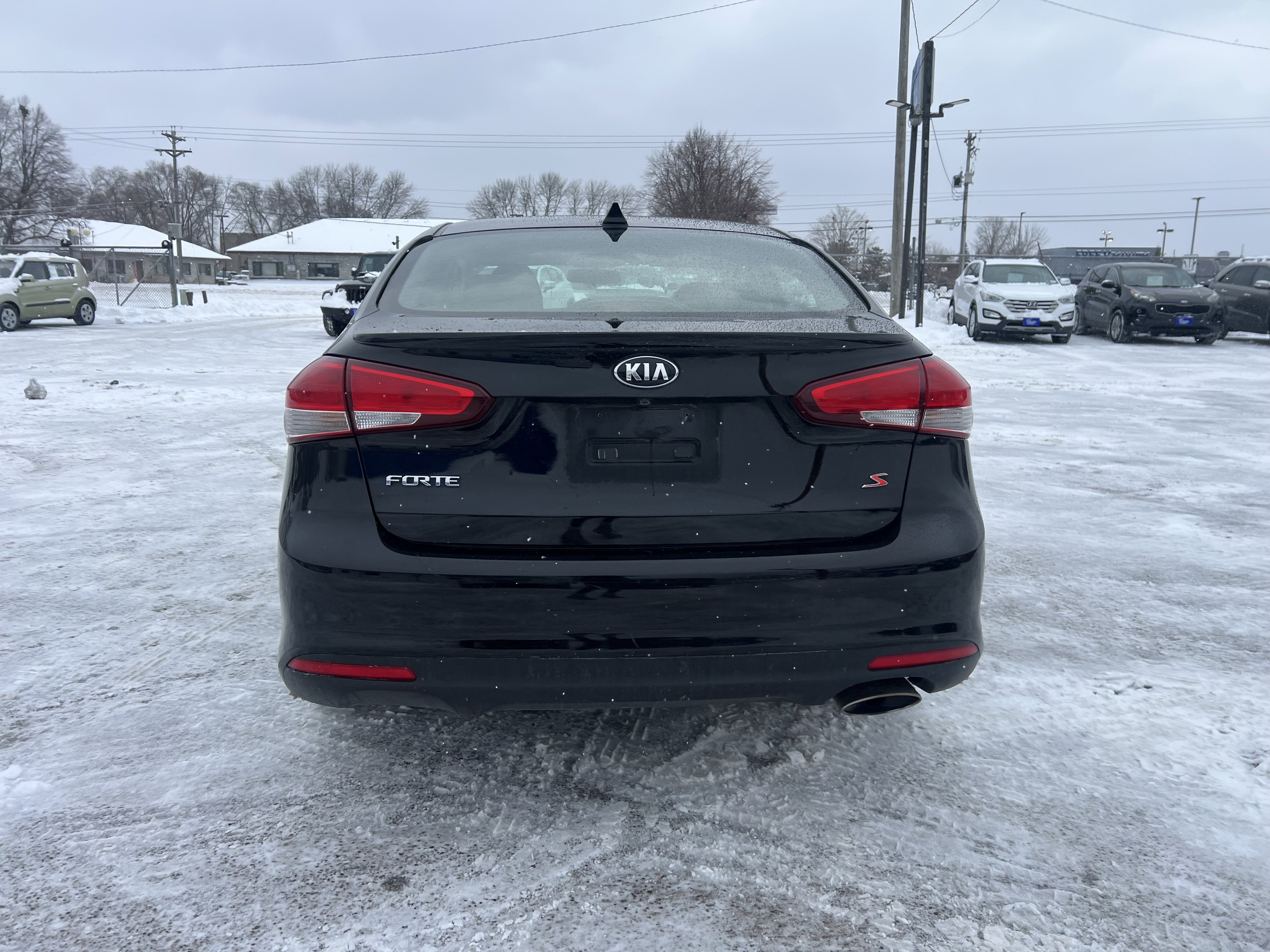 Used 2018 Kia Forte S image 6