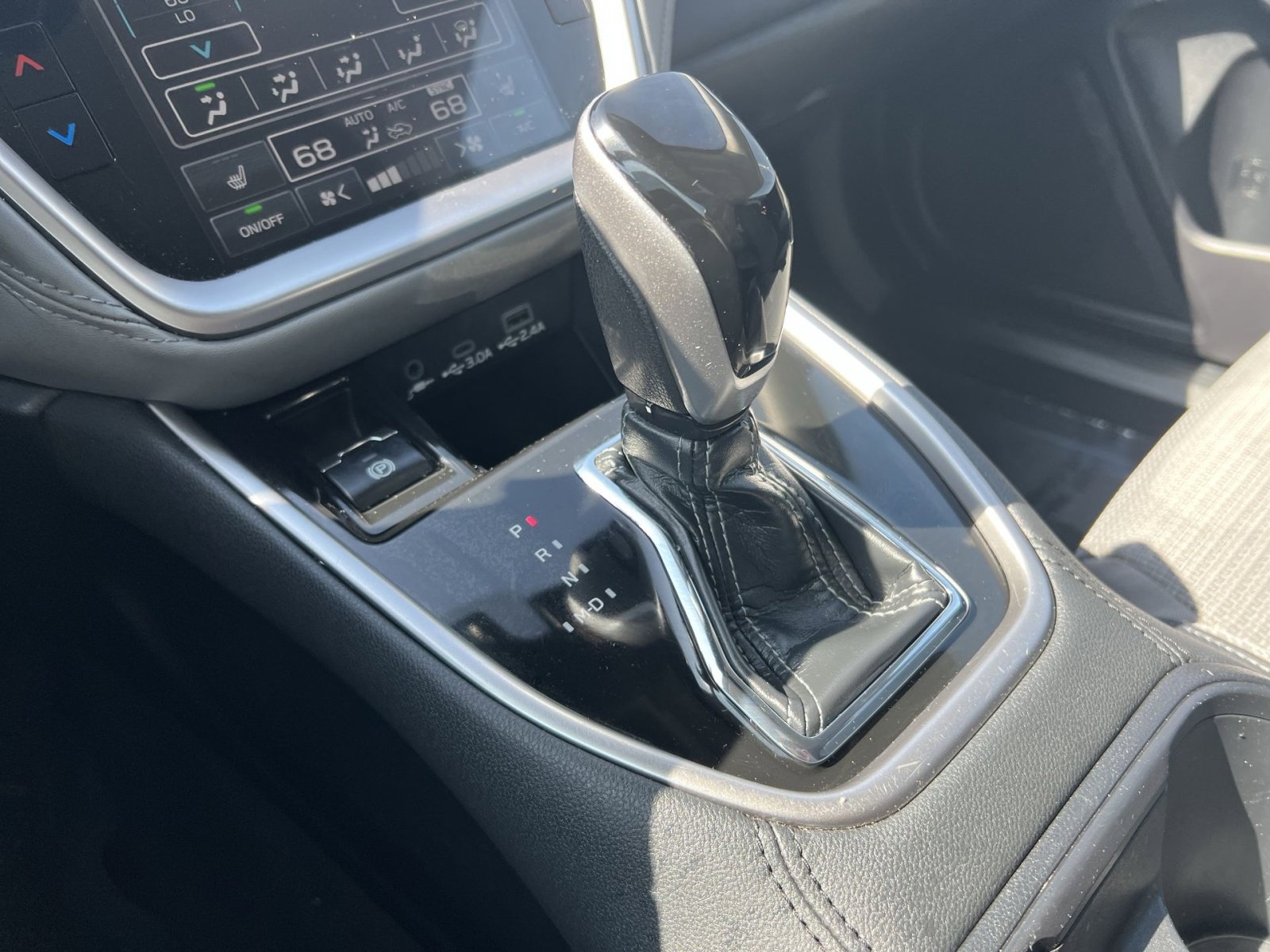 Used 2024 Subaru Outback Premium image 29