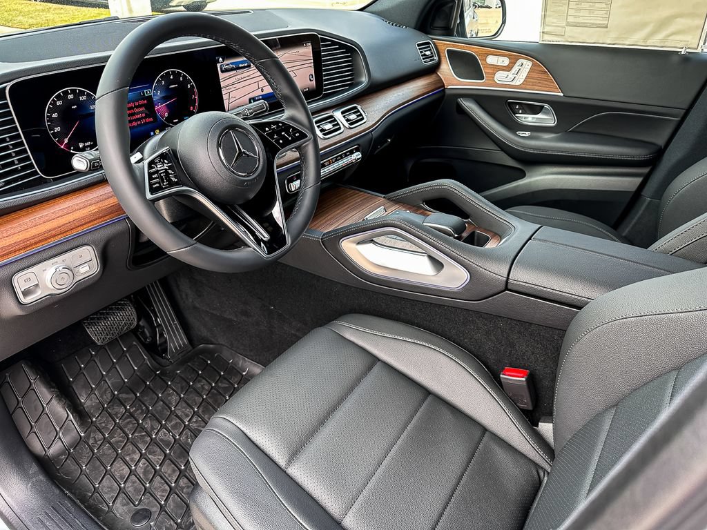 Used 2025 Mercedes-Benz GLE 350 4MATIC image 12