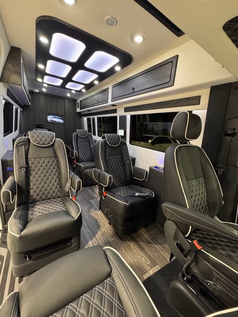 New 2025 Mercedes-Benz Sprinter 3500 image 24