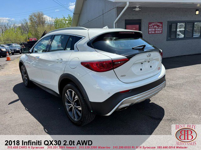 Used 2018 INFINITI QX30 Premium w/ Navigation Package AWD/4WD image 10
