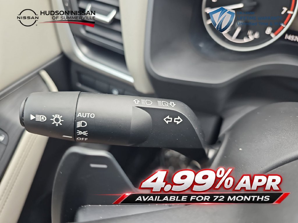 Used 2025 Nissan Rogue SV w/ SV Premium Package FWD image 37