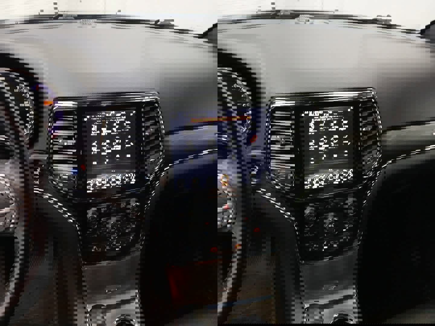 Used 2021 Jeep Grand Cherokee Limited w/ Quick Order Package 28K 80th image 10