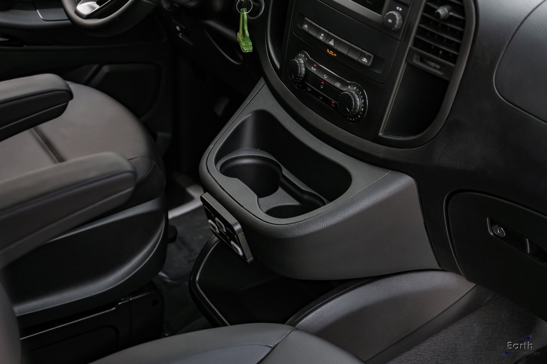 Used 2023 Mercedes-Benz Metris Passenger image 50