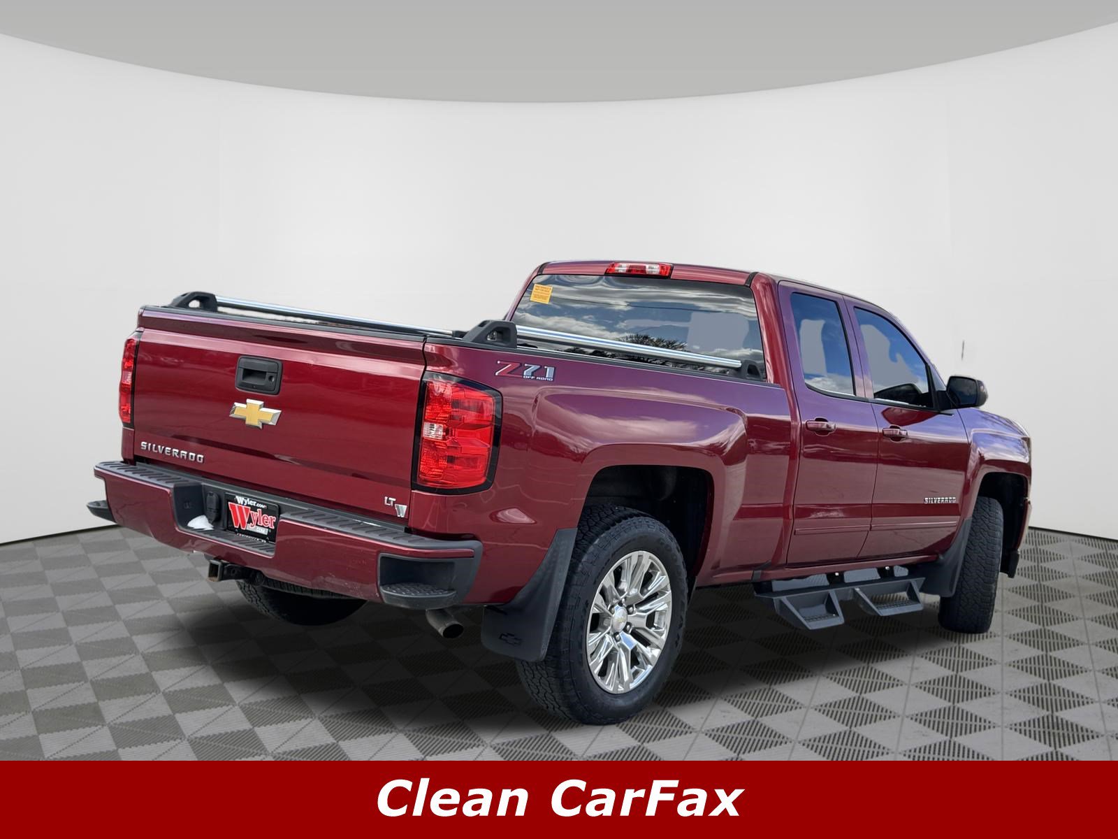 Used 2018 Chevrolet Silverado 1500 LT w/ All Star Edition image 3