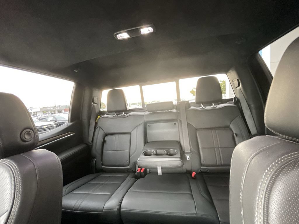 Certified 2023 Chevrolet Silverado 1500 High Country w/ High Country Premium Package AWD/4WD image 21