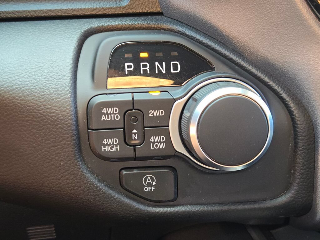 Used 2025 RAM 1500 Big Horn AWD/4WD image 31