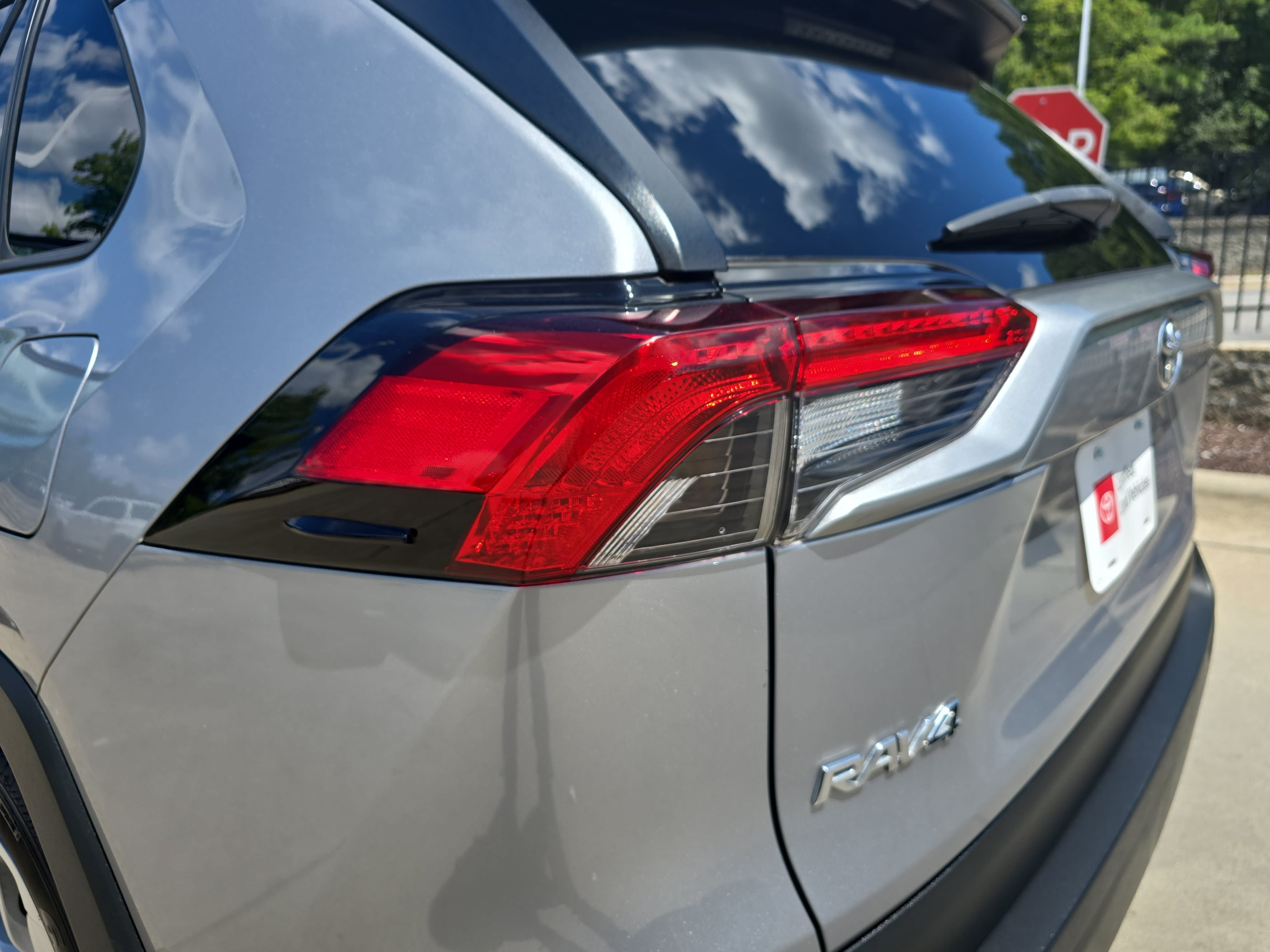 Certified 2023 Toyota RAV4 LE FWD image 34