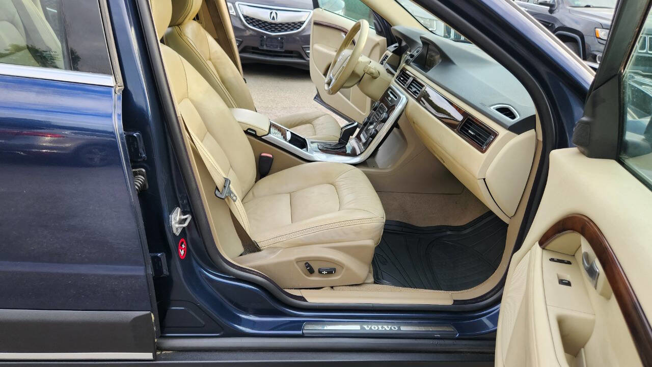Used 2014 Volvo XC70 T6 image 43