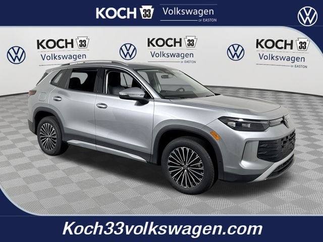 New 2025 Volkswagen Tiguan S AWD/4WD image 1