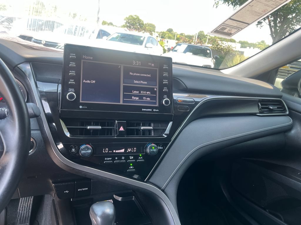 Used 2023 Toyota Camry XSE FWD image 14