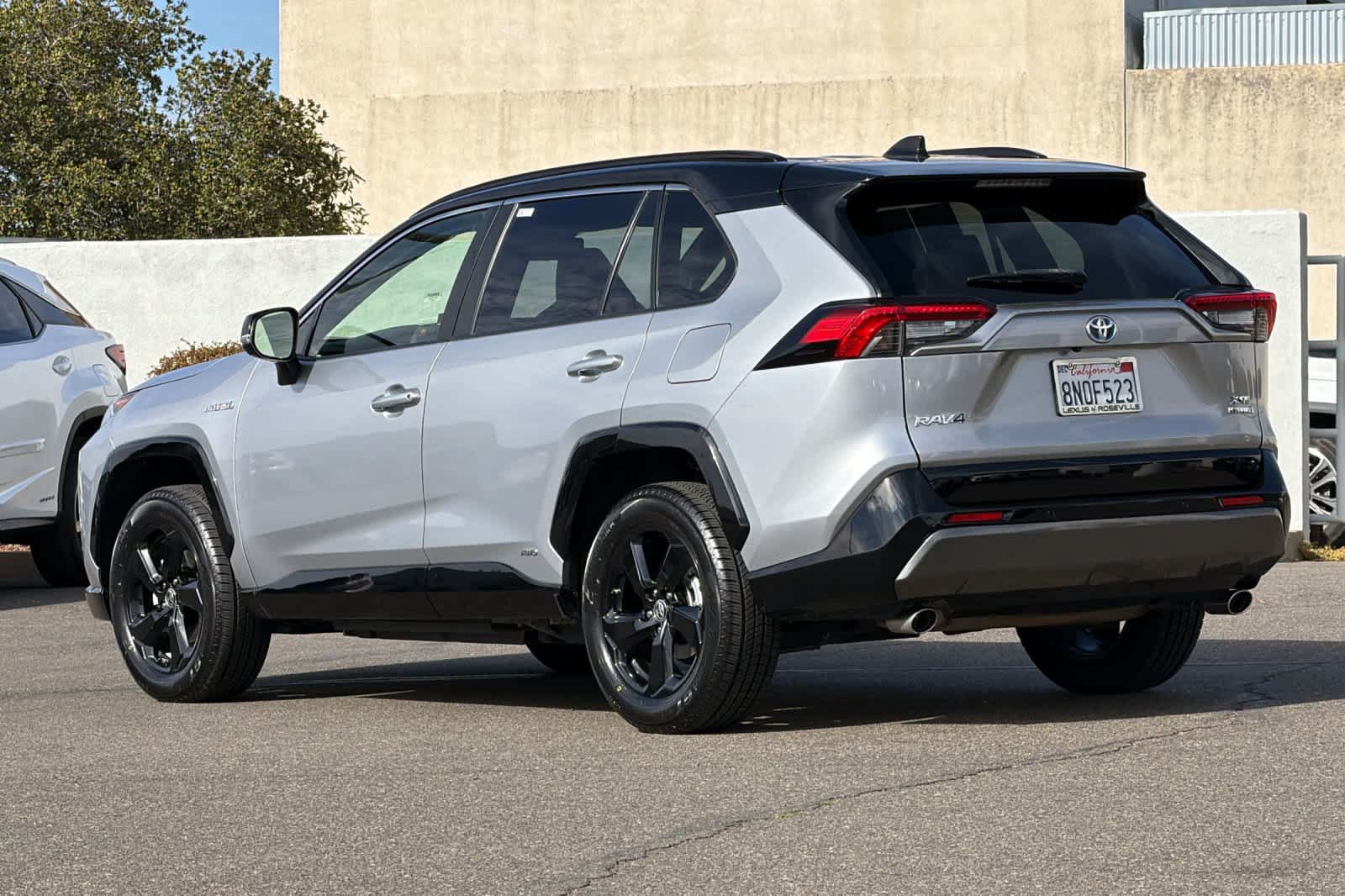 Used 2019 Toyota RAV4 XSE AWD/4WD image 7