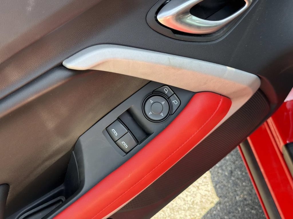 Used 2022 Chevrolet Camaro SS RWD image 14