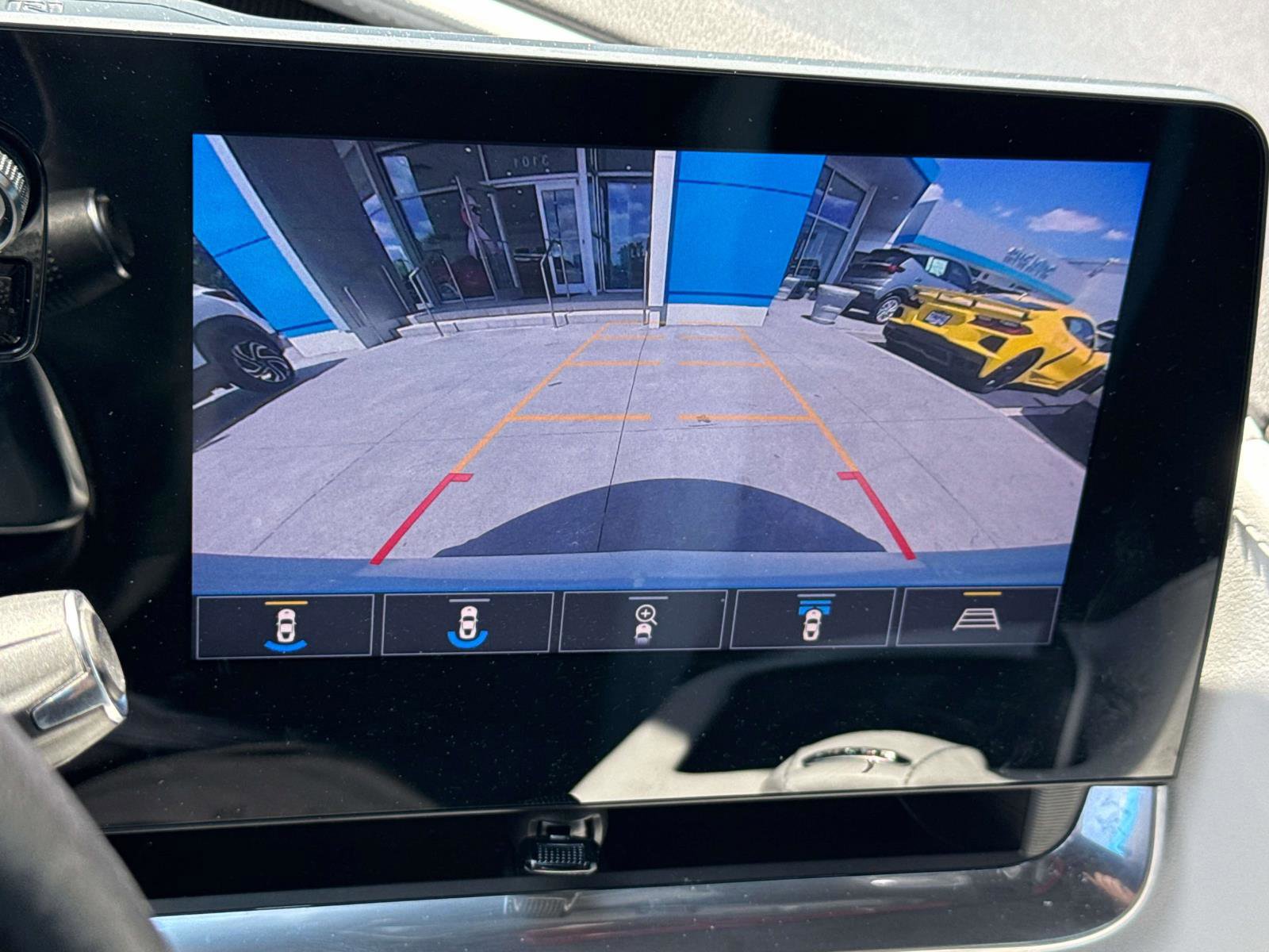 Used 2020 Chevrolet Corvette Stingray Preferred Conv w/ 2LT Preferred Equipment Group RWD image 4