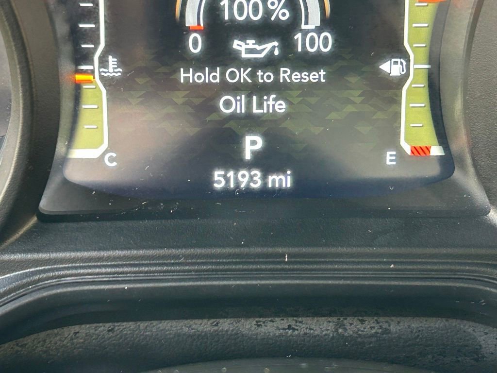 Certified 2025 Jeep Gladiator Willys image 12