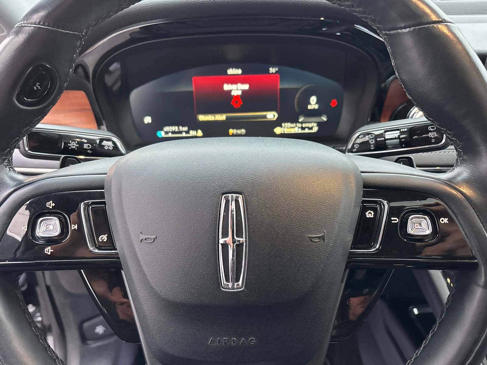 Certified 2022 Lincoln Corsair Reserve w/ Elements Package image 16