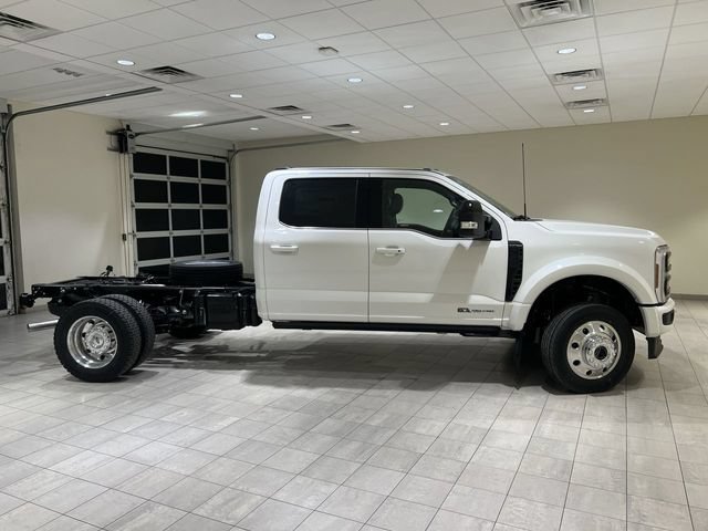 New 2027 Ford F550 4x4 Crew Cab image 6