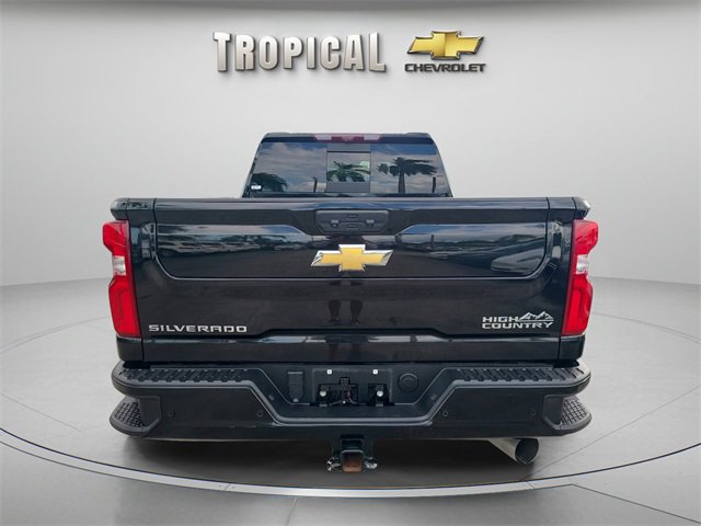 Used 2023 Chevrolet Silverado 2500 High Country w/ Z71 Off-Road Package image 4