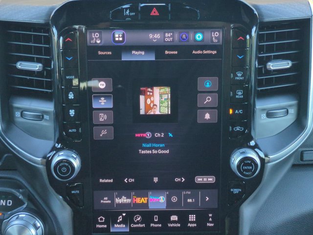 New 2027 RAM 1500 Laramie w/ Laramie Preferred Package AWD/4WD image 18