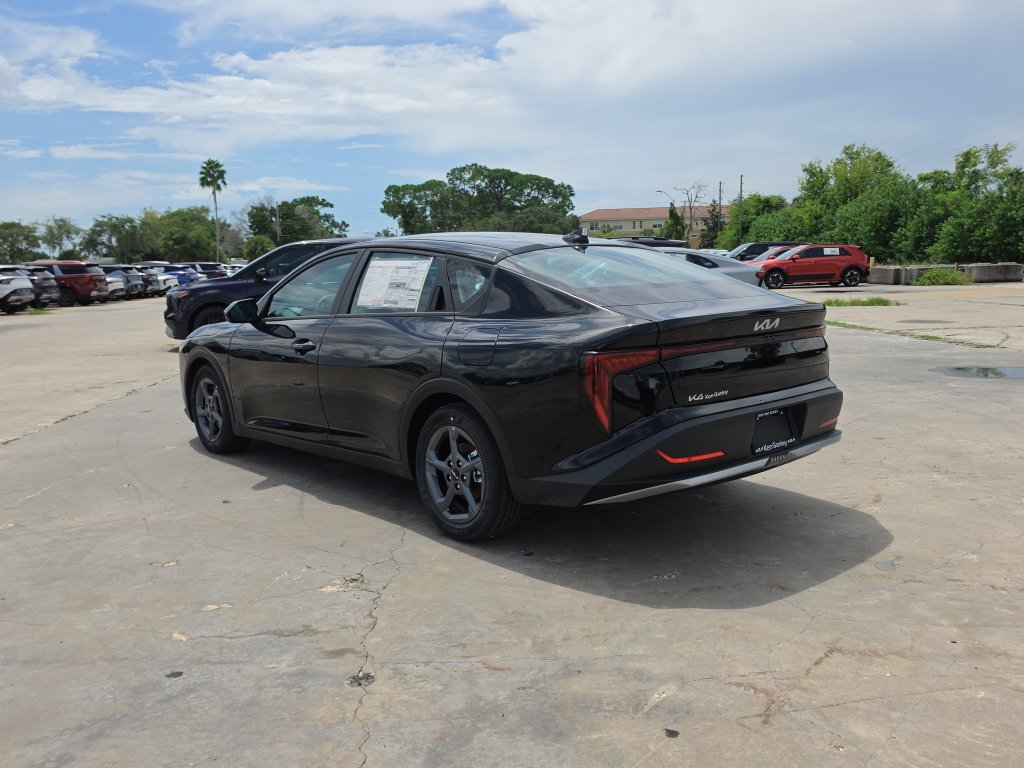 New 2026 Kia K4 FWD image 6