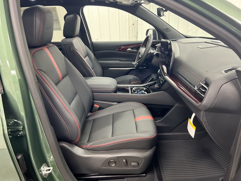 New 2027 Chevrolet Traverse RS w/ LPO, Floor Liner Package AWD/4WD image 23
