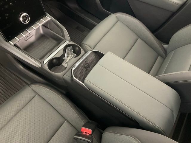 New 2026 GMC Terrain AT4 w/ LPO, Floor Liner Package image 21