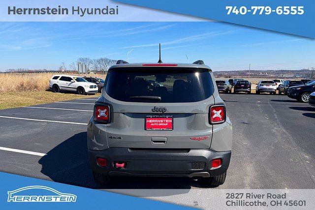 Used 2020 Jeep Renegade Trailhawk w/ Cold Weather Group image 28