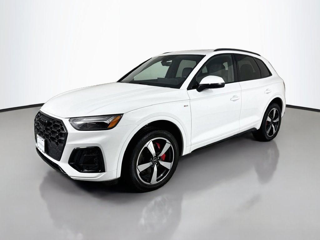 Used 2024 Audi Q5 2.0T Premium Plus w/ Premium Plus Package AWD/4WD image 1