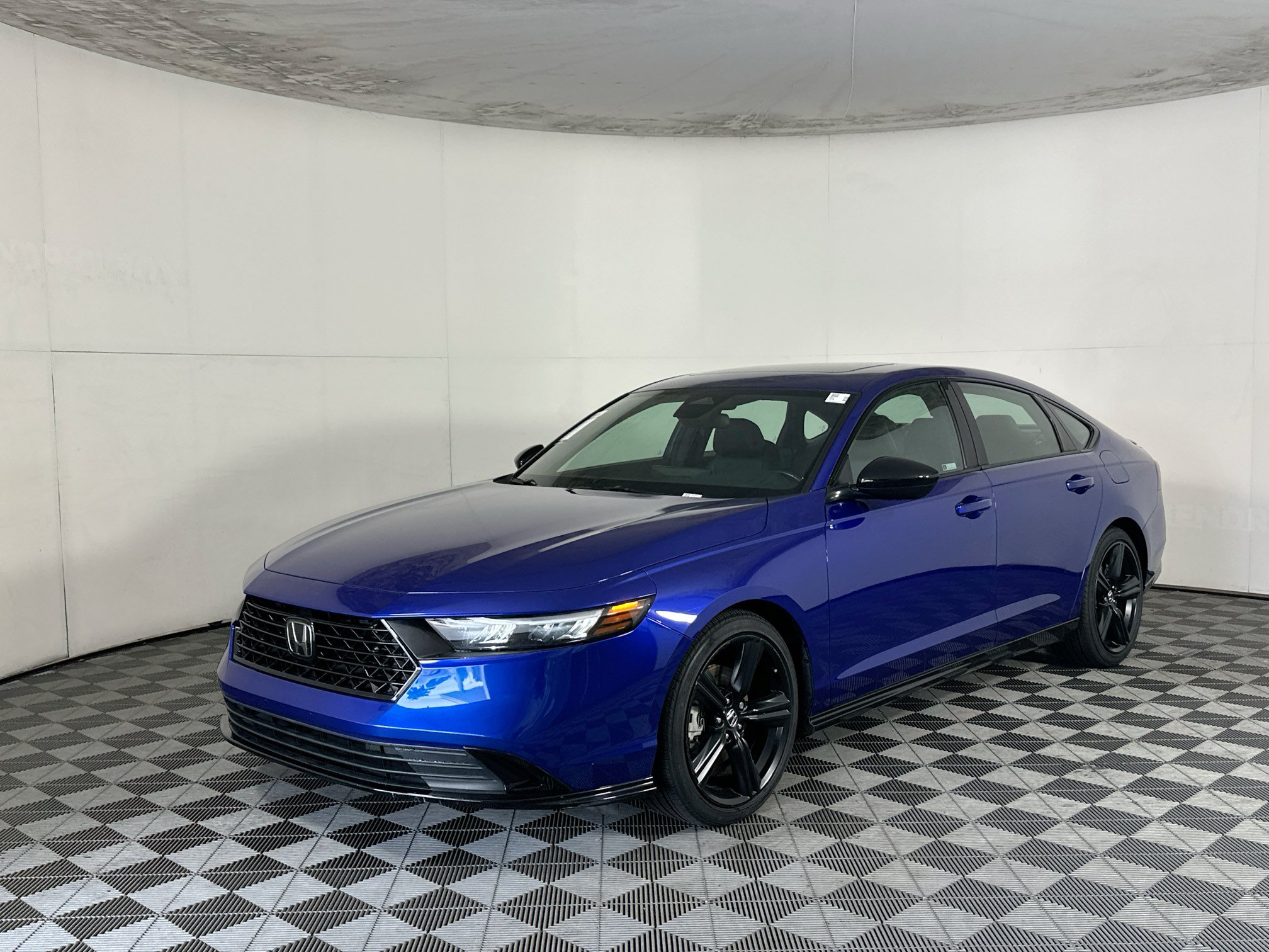 Used 2024 Honda Accord Sport image 7