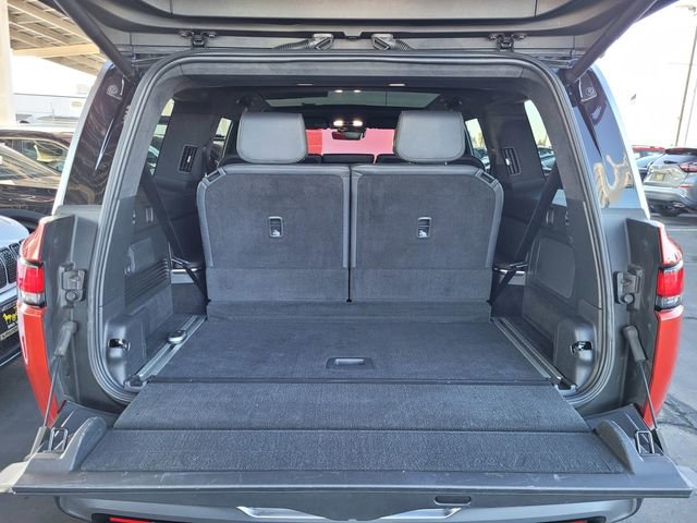 Used 2023 Rivian R1S Adventure image 19