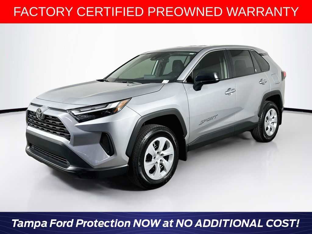 Used 2025 Toyota RAV4 LE FWD image 1
