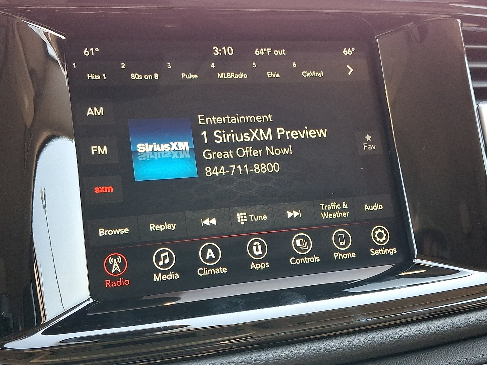 Used 2022 Dodge Durango SXT AWD/4WD image 17