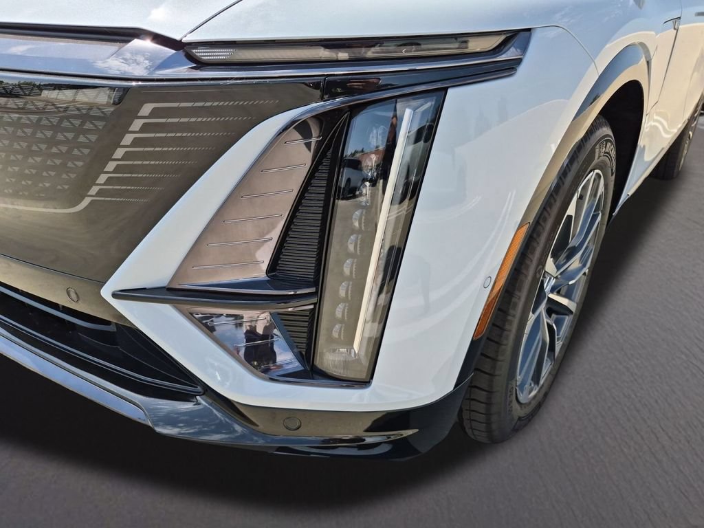 New 2026 Cadillac Lyriq Premium Sport AWD/4WD image 19