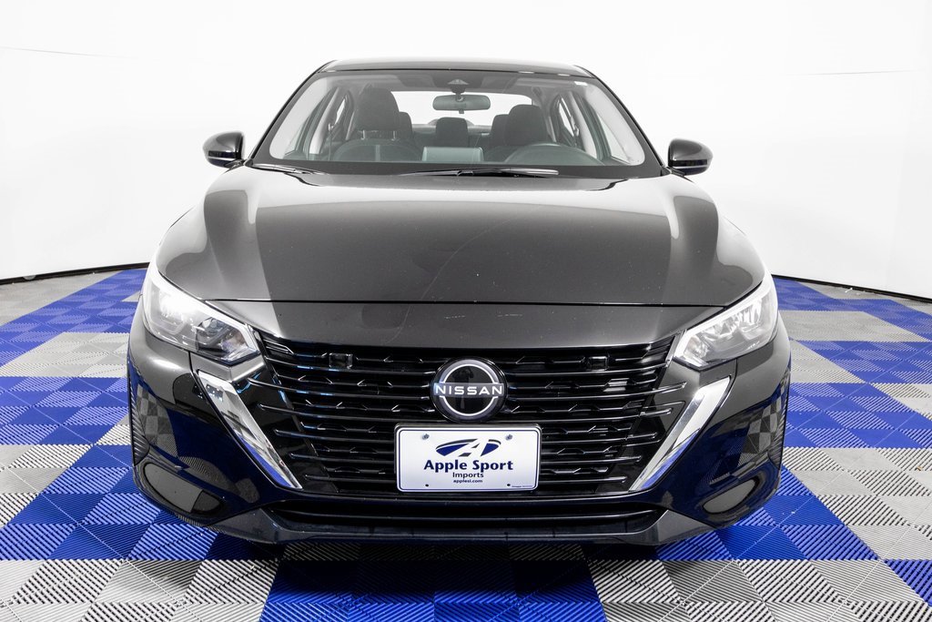 Used 2024 Nissan Sentra SV w/ Trunk Package image 2