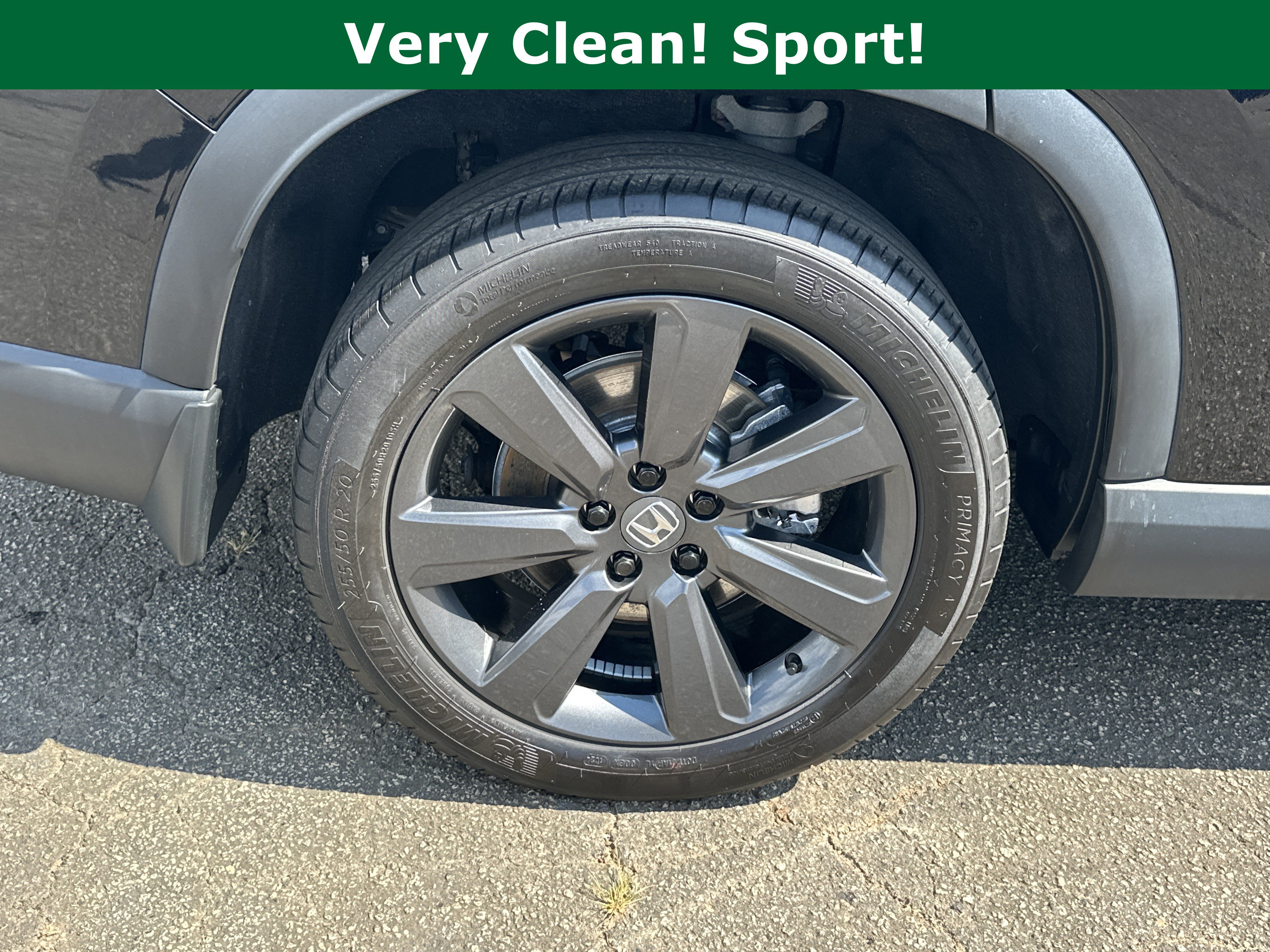 Used 2025 Honda Pilot Sport image 19