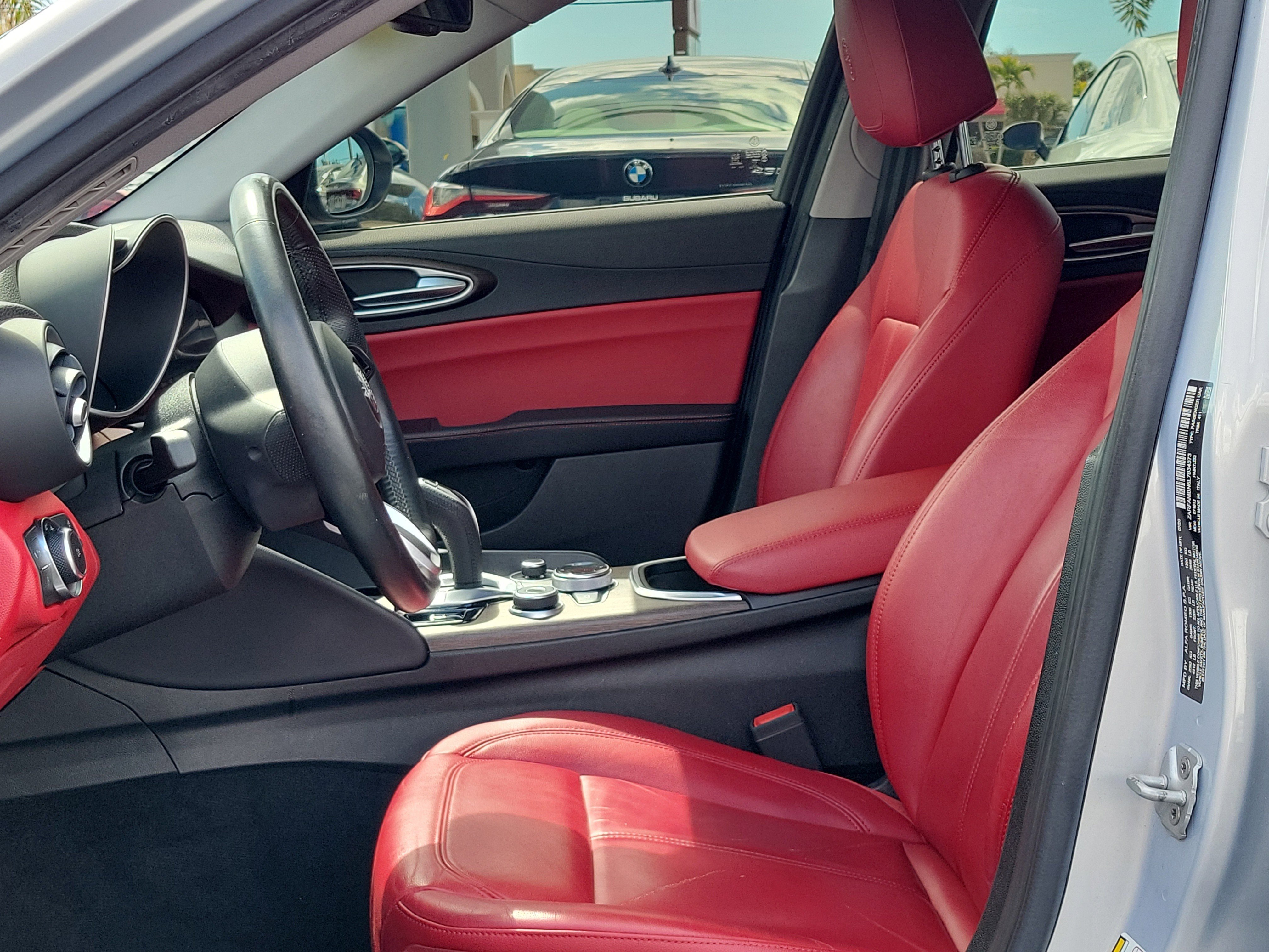 Used 2020 Alfa Romeo Giulia Ti w/ Active Blind Spot Package image 22