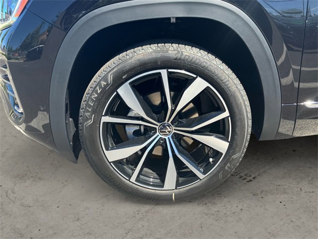 New 2025 Volkswagen Atlas SEL Premium R-Line image 14