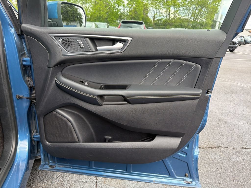 Used 2019 Ford Edge ST w/ Equipment Group 401A AWD/4WD image 26