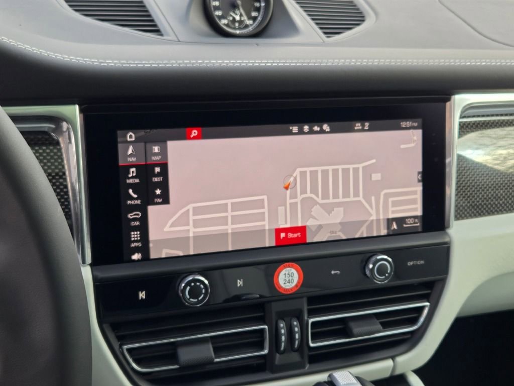 New 2026 Porsche Macan GTS image 23