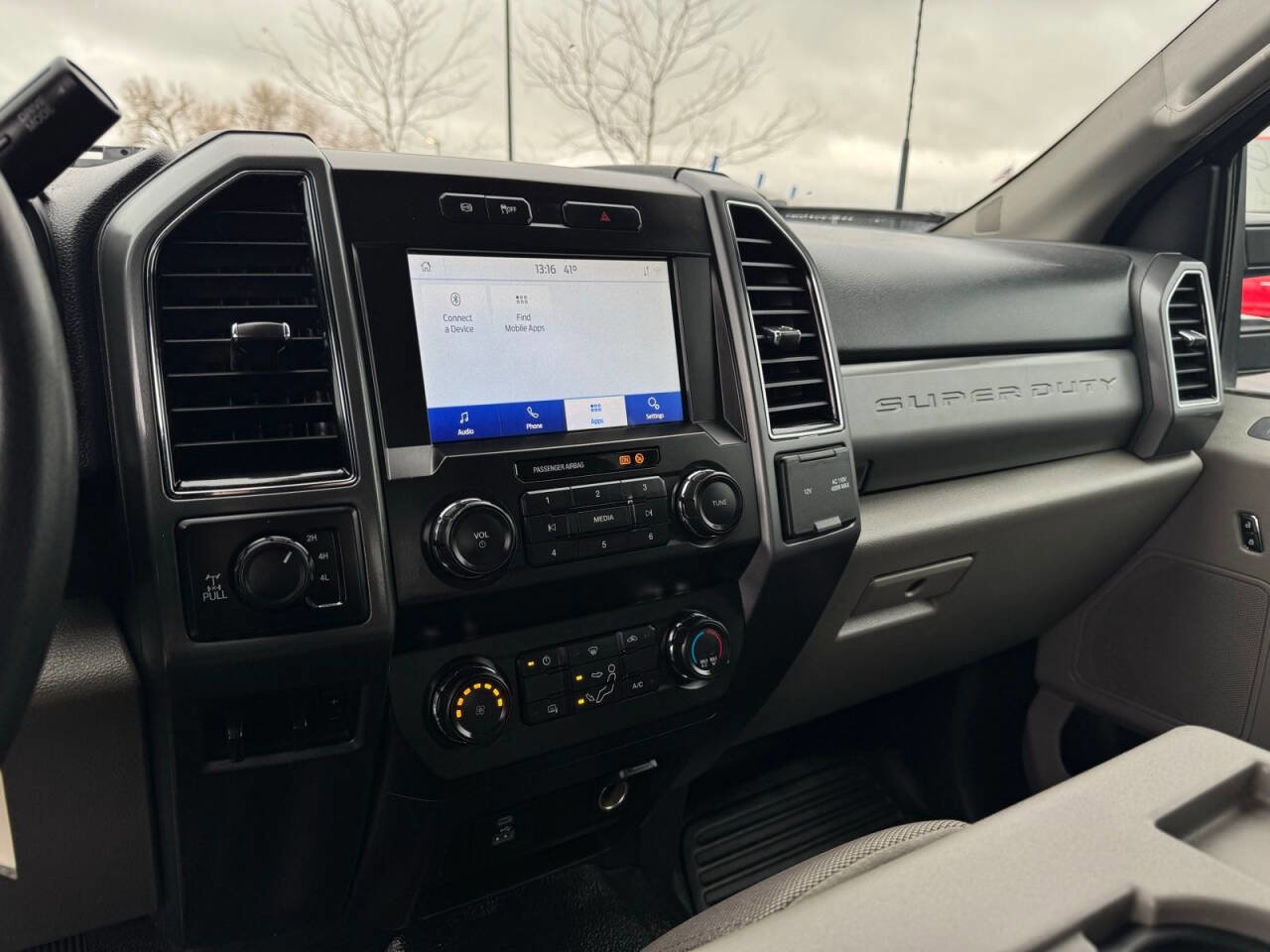 Used 2022 Ford F350 XLT AWD/4WD image 21