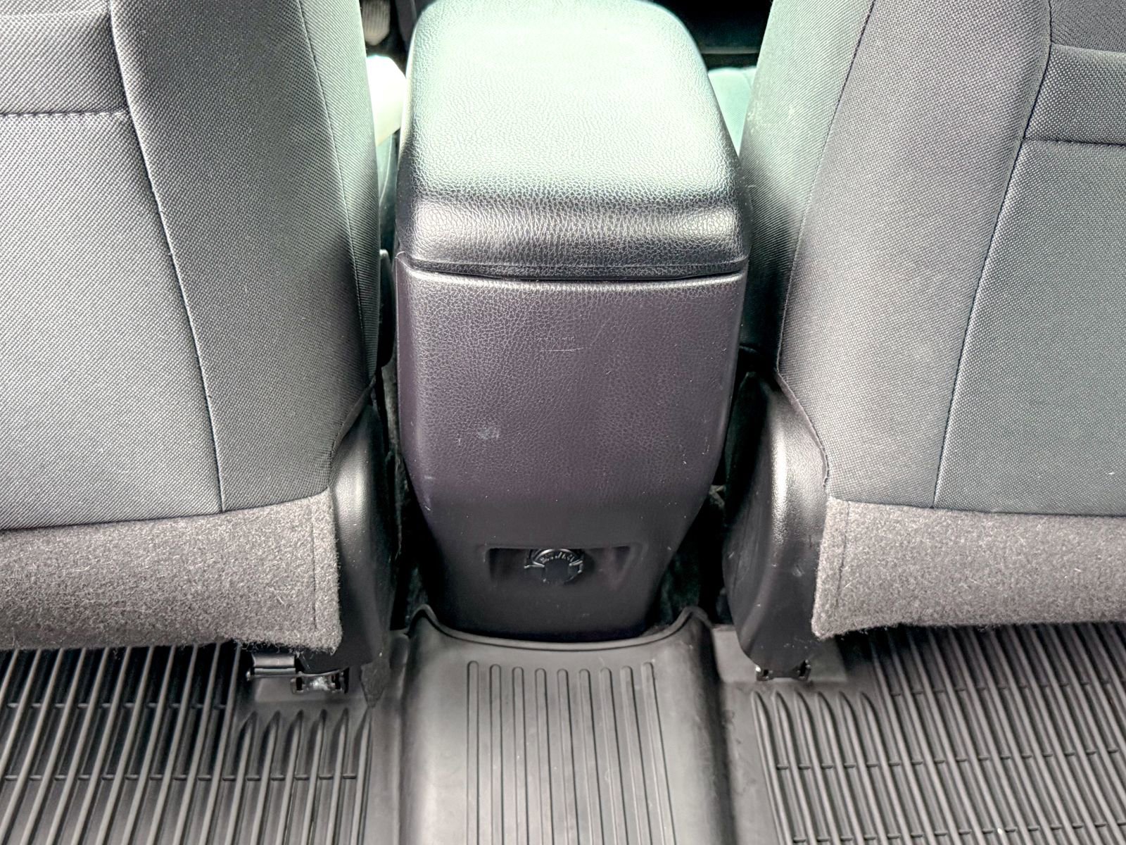 Used 2018 Toyota RAV4 LE w/ All Weather Liner Package image 20