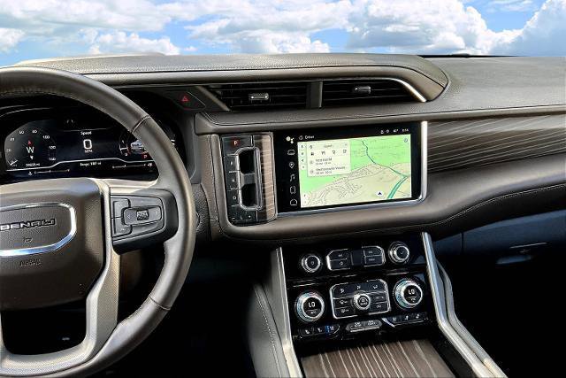 Used 2023 GMC Yukon XL Denali w/ Max Trailering Package image 9