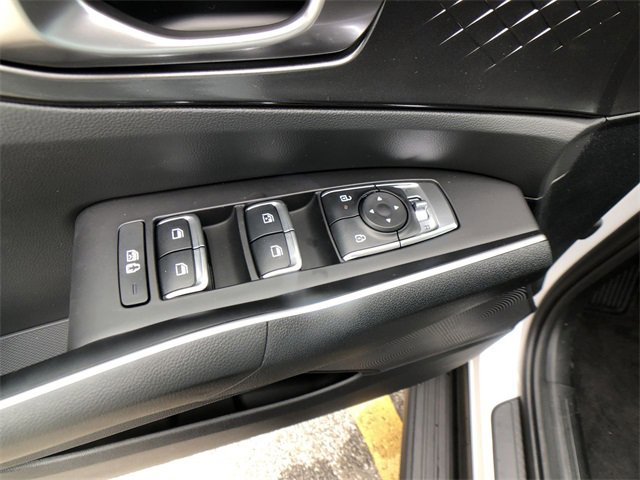 New 2025 Kia Sorento S image 13