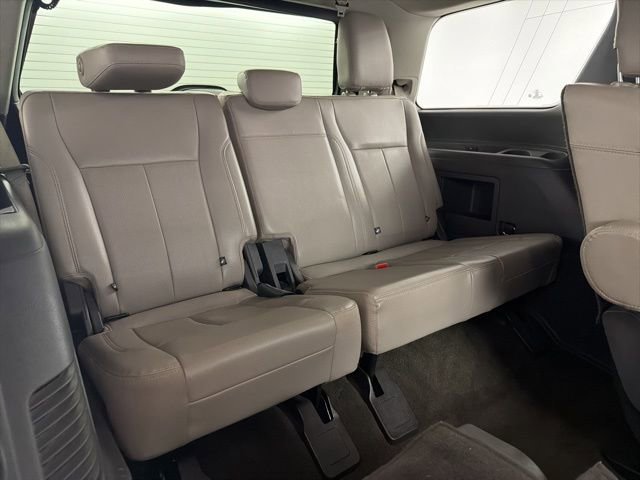 Used 2020 Ford Expedition XLT w/ Equipment Group 202A image 11