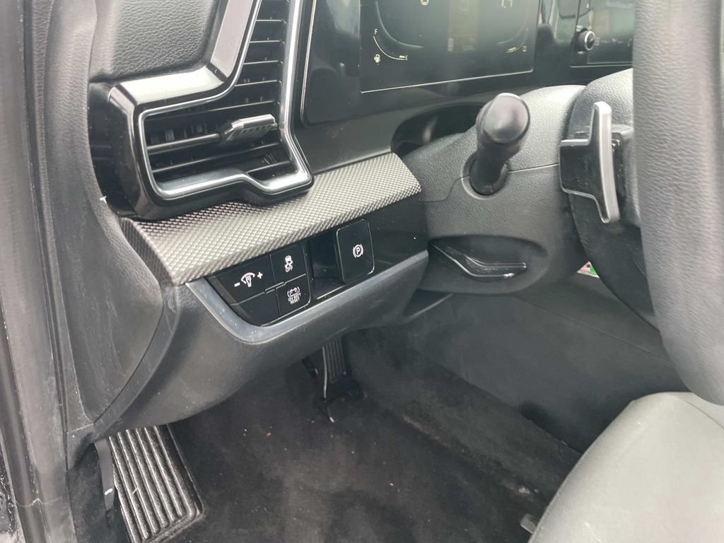 Used 2023 Kia Sportage LX AWD/4WD image 20