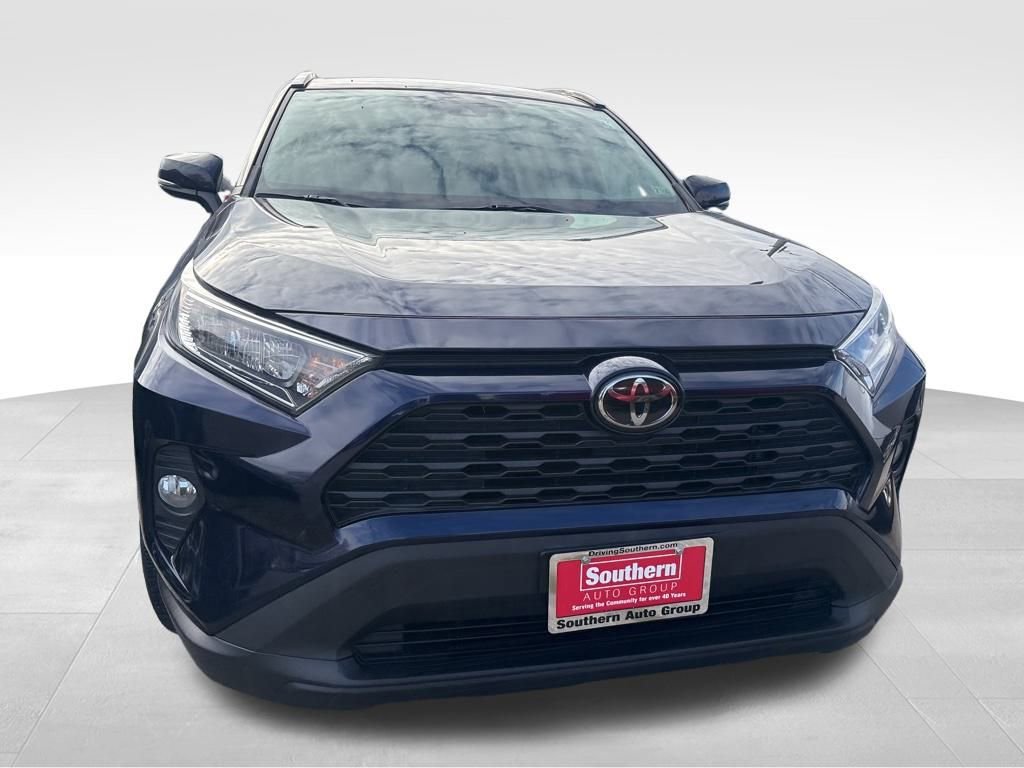 Used 2020 Toyota RAV4 XLE image 7