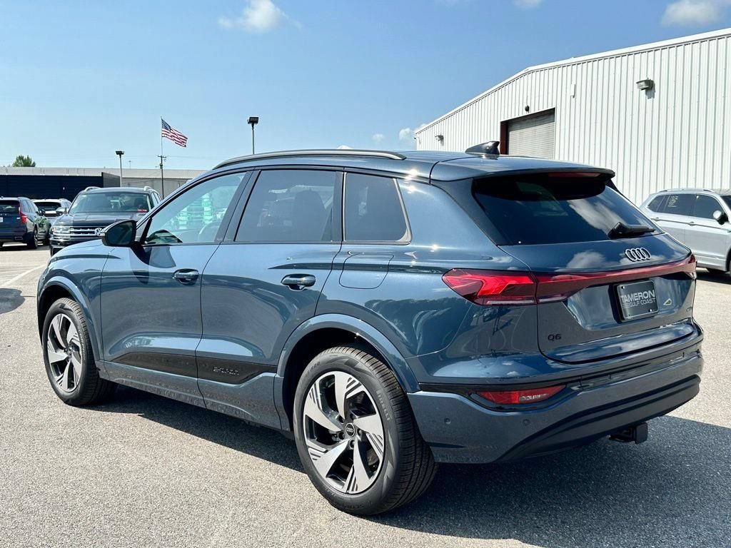 New 2025 Audi Q6 e-tron Premium Plus AWD/4WD image 4